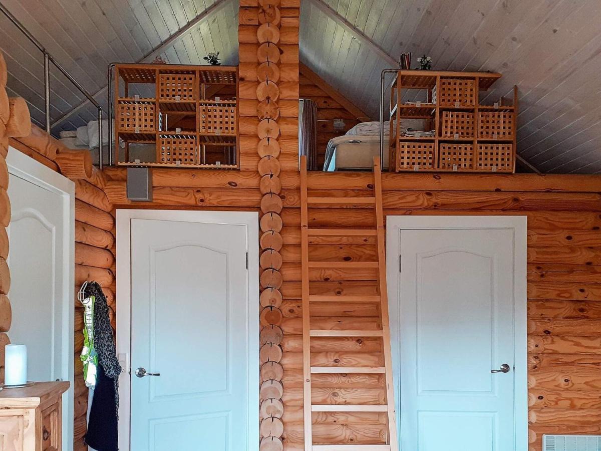 6 Person Holiday Home In Hovborg Екстер'єр фото