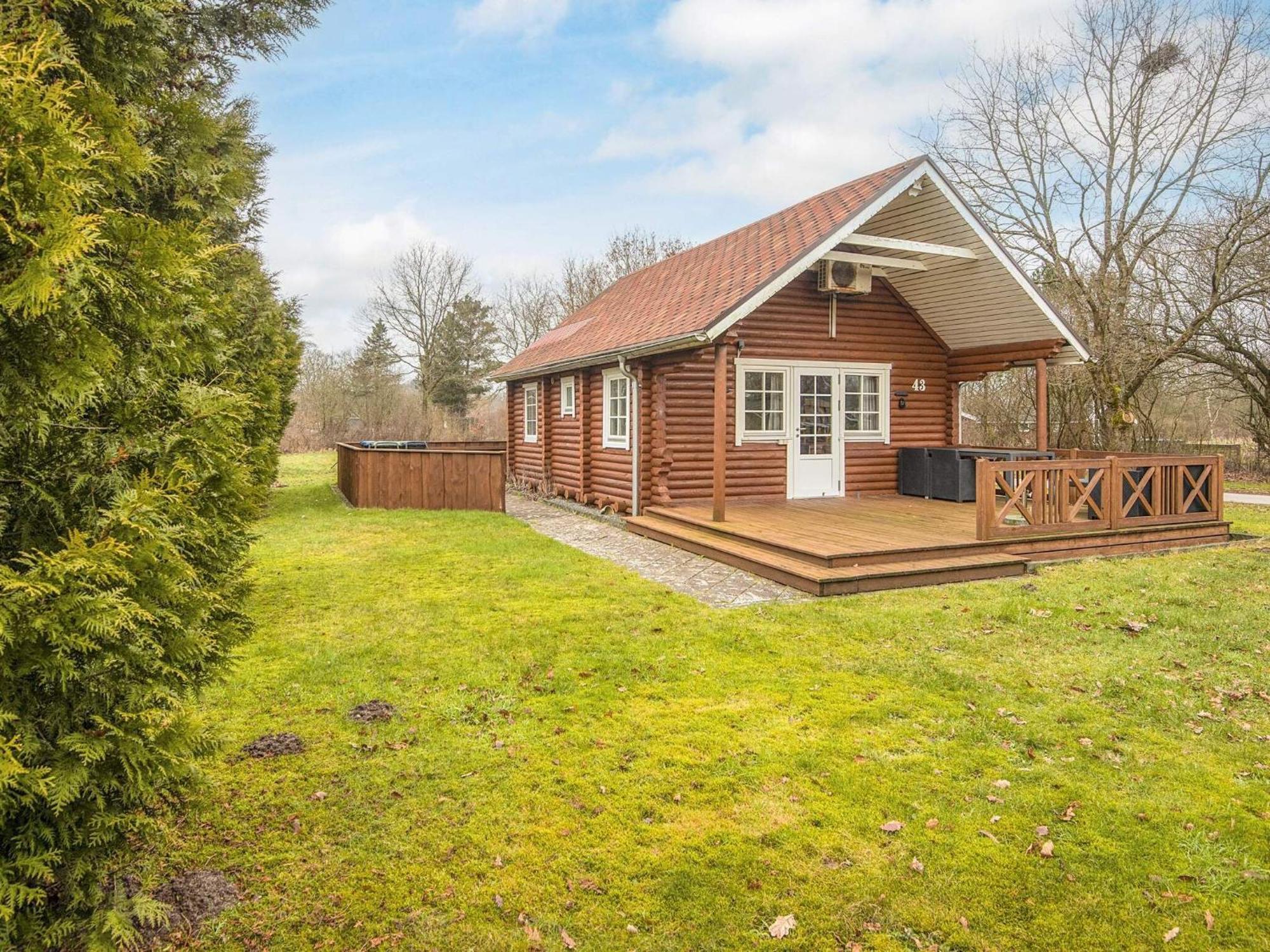 6 Person Holiday Home In Hovborg Екстер'єр фото
